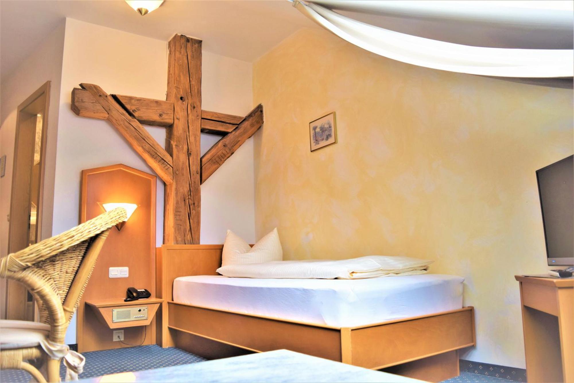 Hotel Zum Braeu Kinding Exteriér fotografie