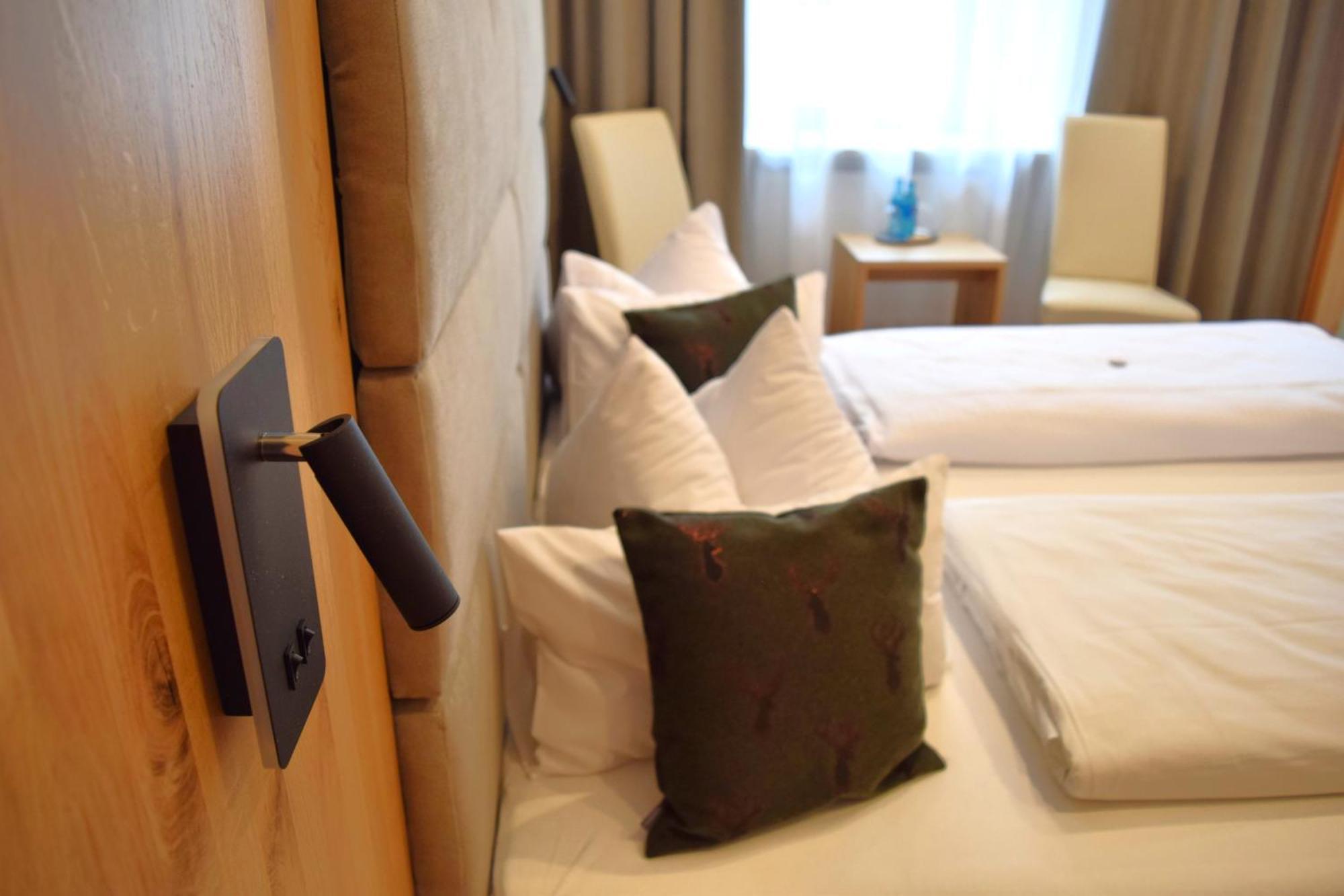 Hotel Zum Braeu Kinding Exteriér fotografie