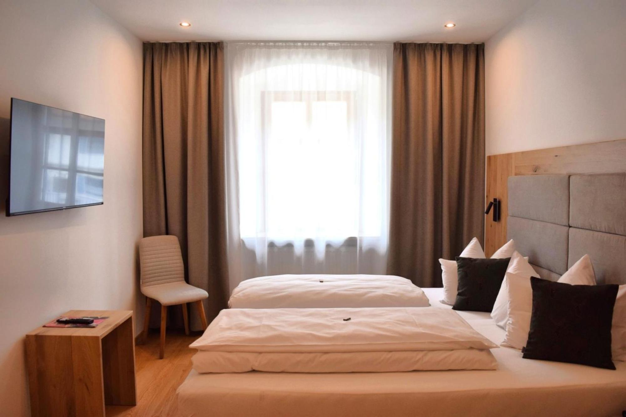 Hotel Zum Braeu Kinding Exteriér fotografie