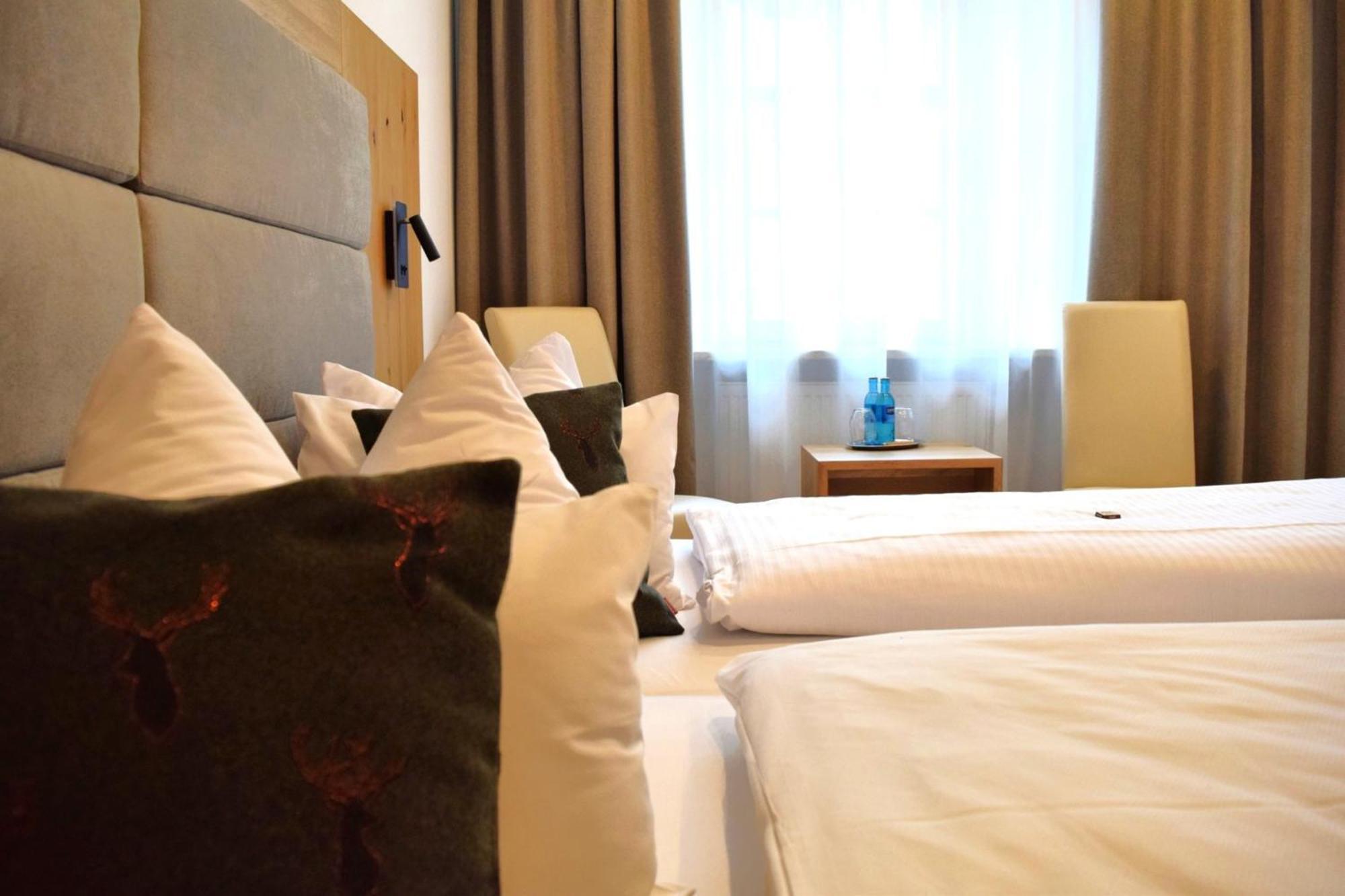 Hotel Zum Braeu Kinding Exteriér fotografie