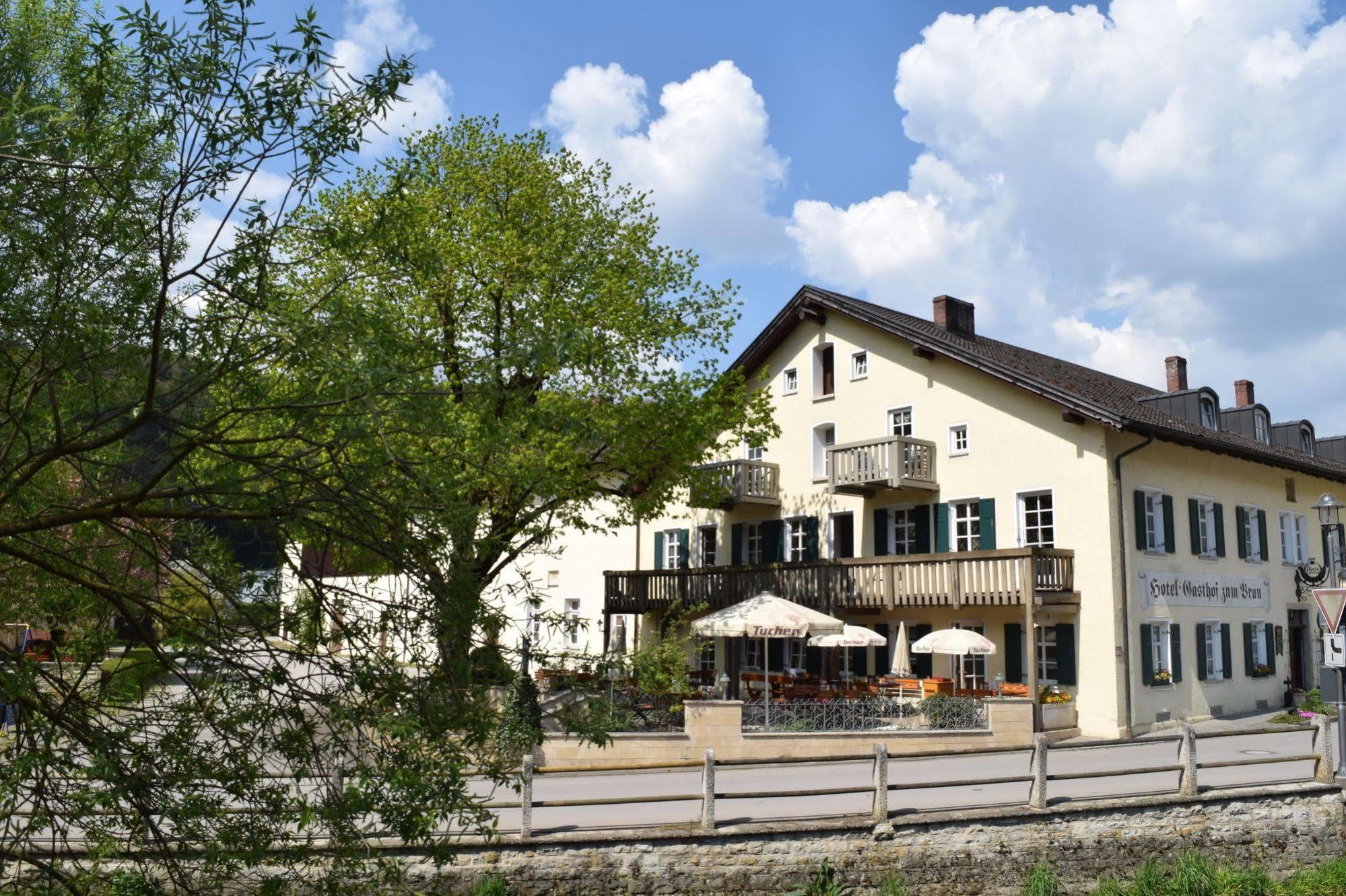 Hotel Zum Braeu Kinding Exteriér fotografie