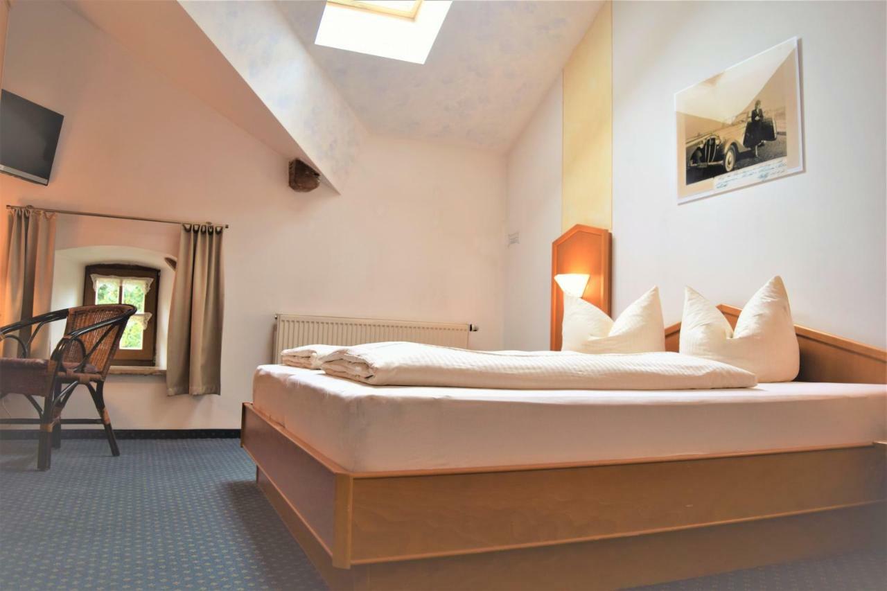 Hotel Zum Braeu Kinding Exteriér fotografie