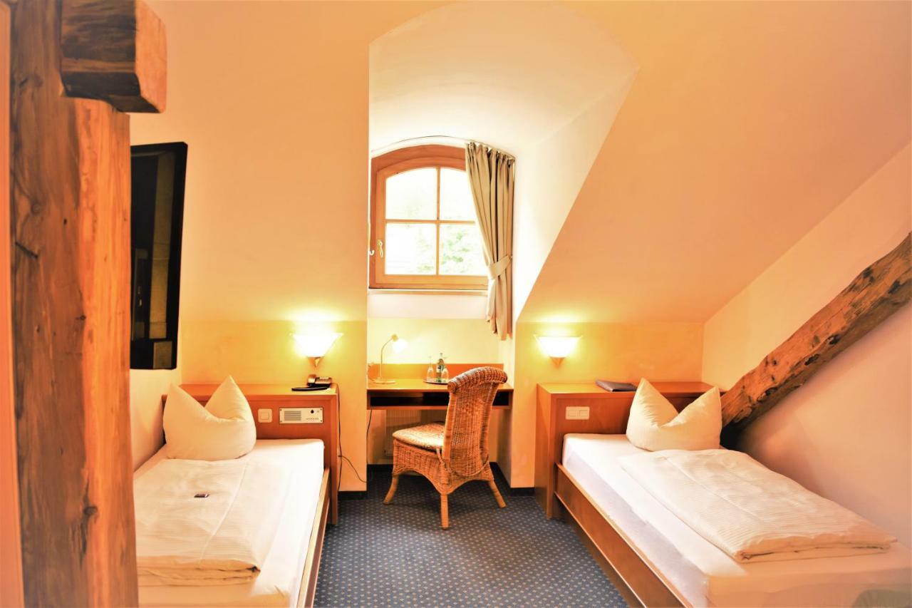 Hotel Zum Braeu Kinding Exteriér fotografie